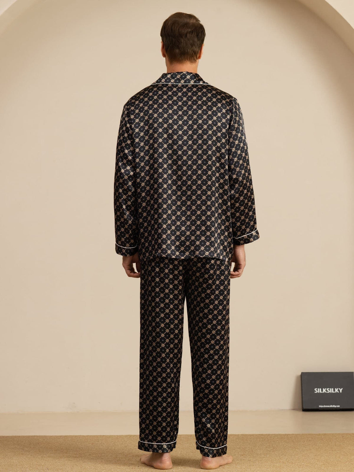 Conjunto De Pijama De Hombre De Seda Pura Con Estampado De Cadena Azul Marino Manga Larga Con Pantalón