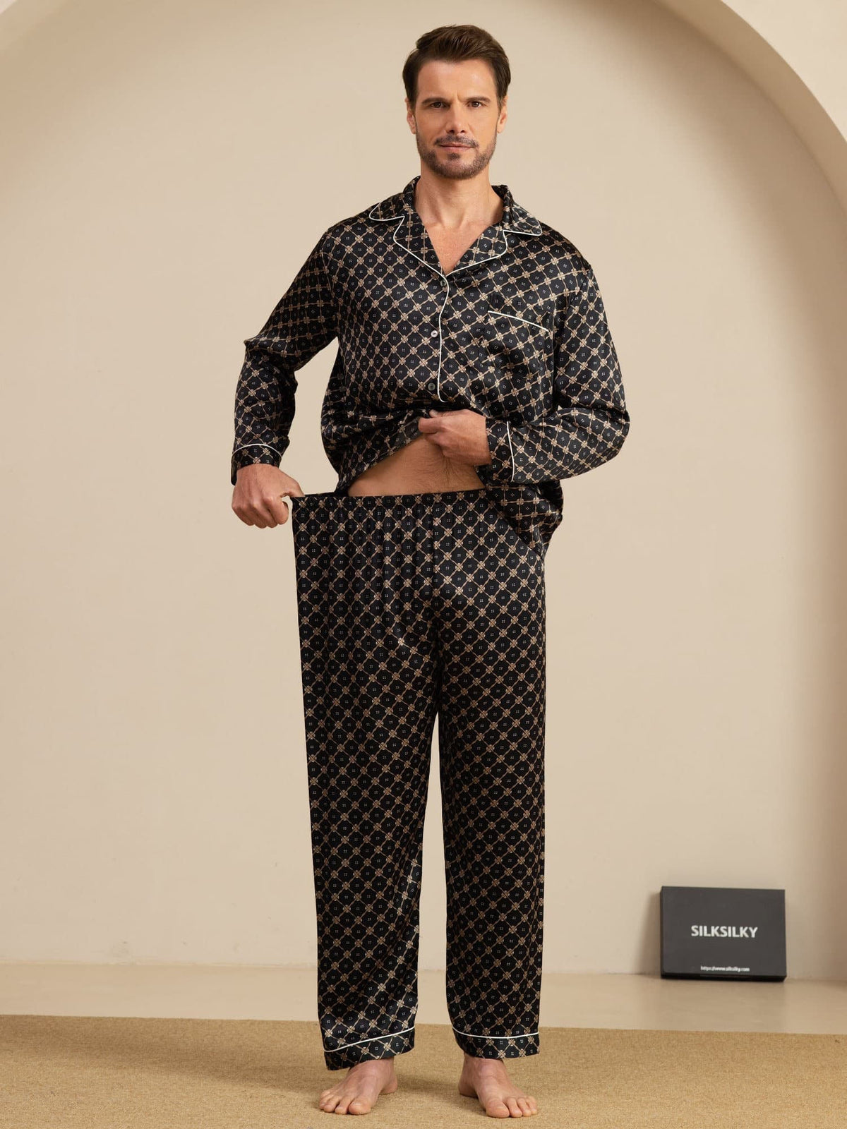 Conjunto De Pijama De Hombre De Seda Pura Con Estampado De Cadena Azul Marino Manga Larga Con Pantalón