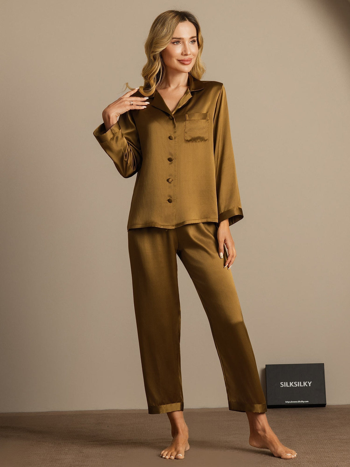Seda Pura Button Up Pijamas de mujer