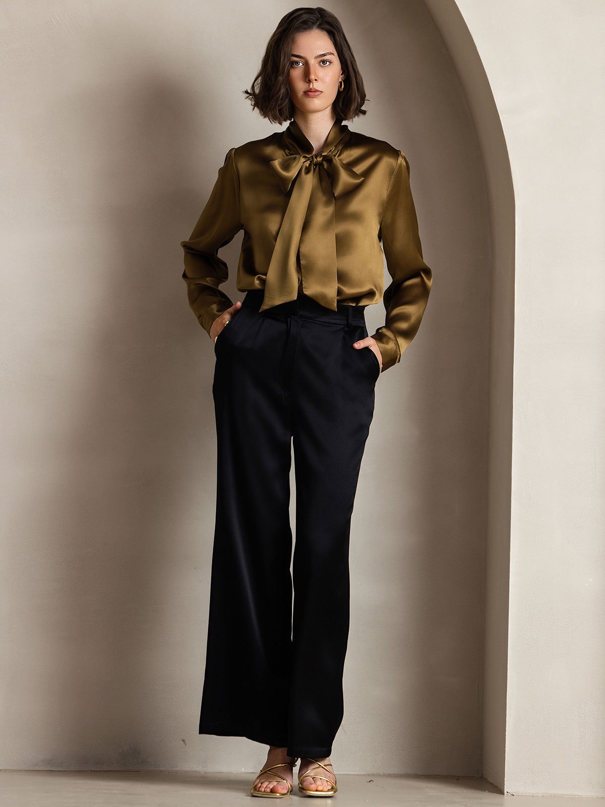 19 Momme Camisa Elegante de Seda con Cuello Lazo y Manga Larga