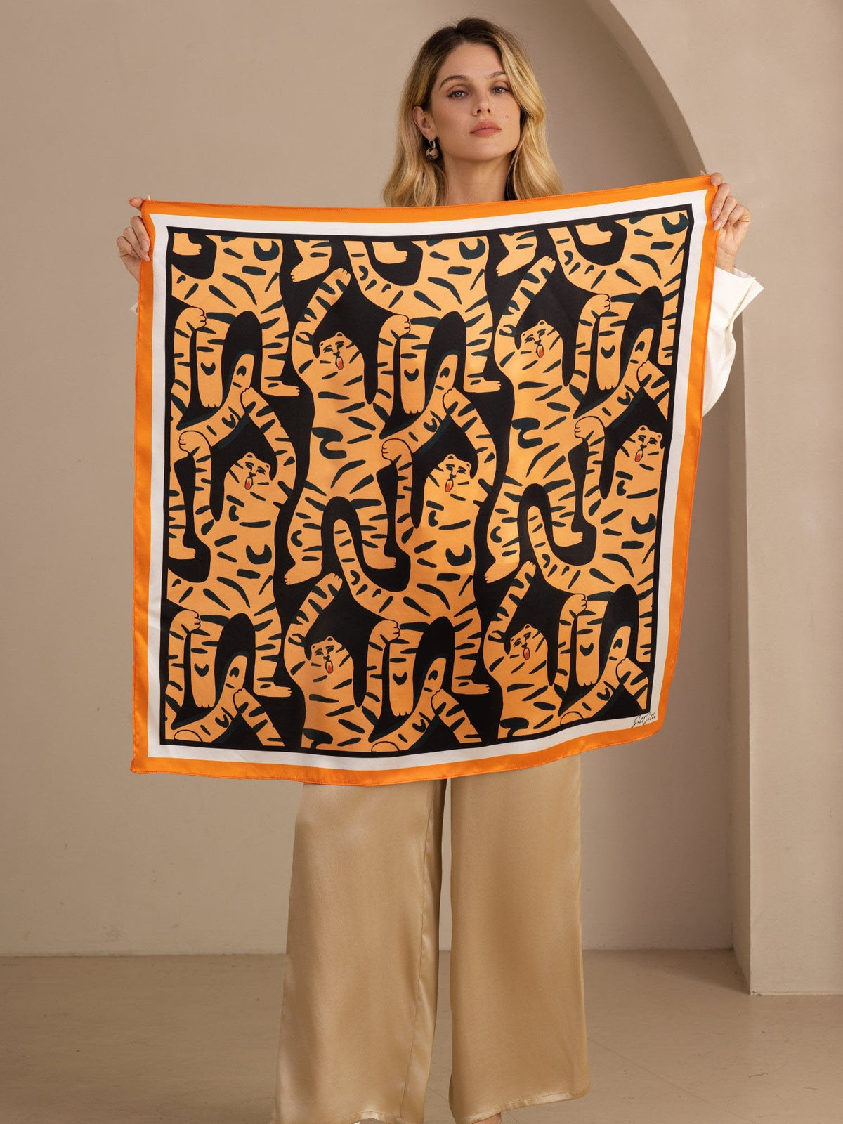 100 Porciento Bufanda De Seda De Morera Con Diseño De Tigre Tamaño 90x90cm