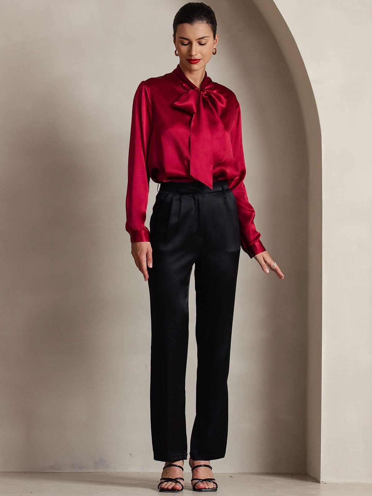 19 Momme Camisa Elegante de Seda con Cuello Lazo y Manga Larga