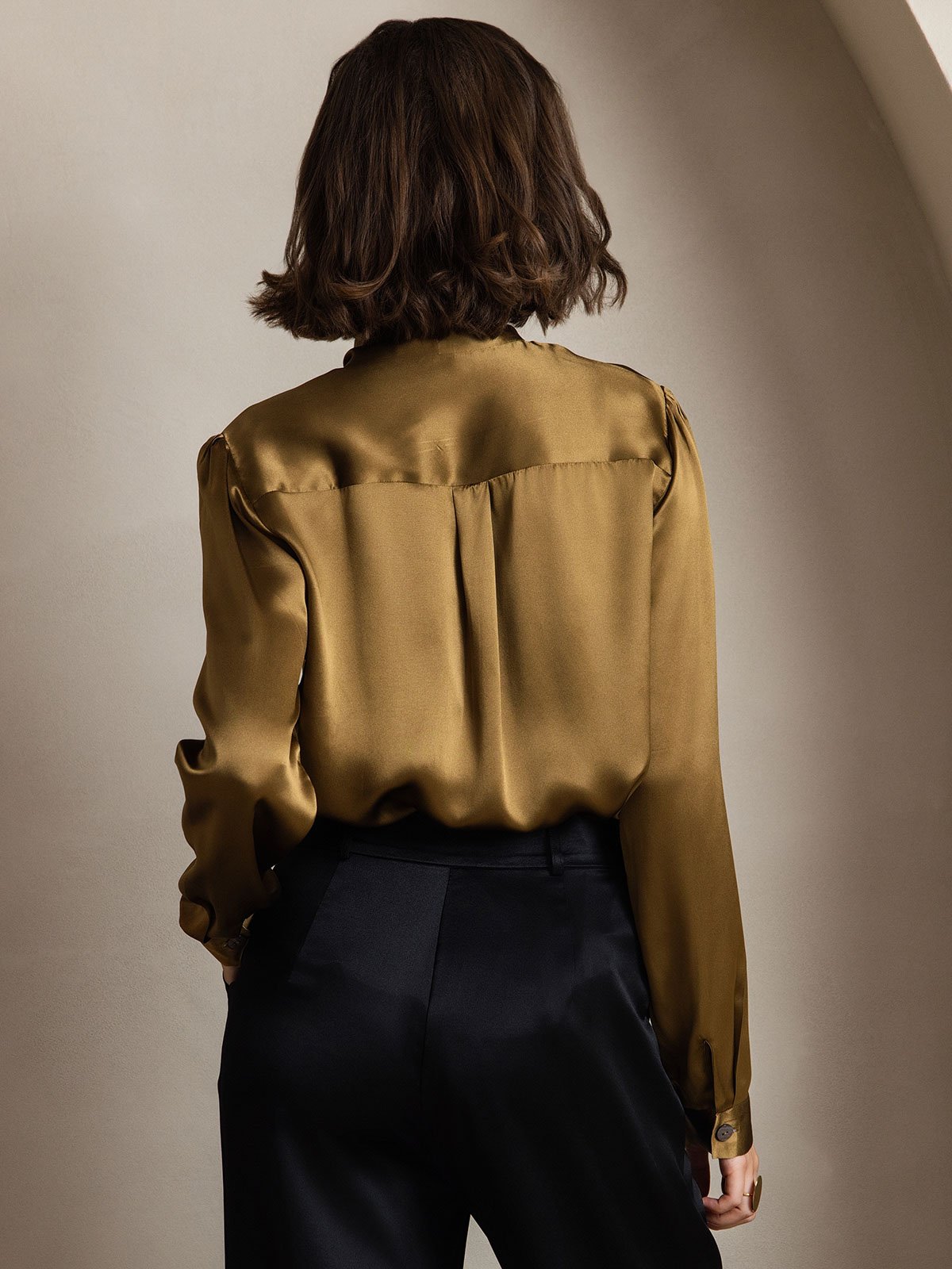 19 Momme Camisa Elegante de Seda con Cuello Lazo y Manga Larga
