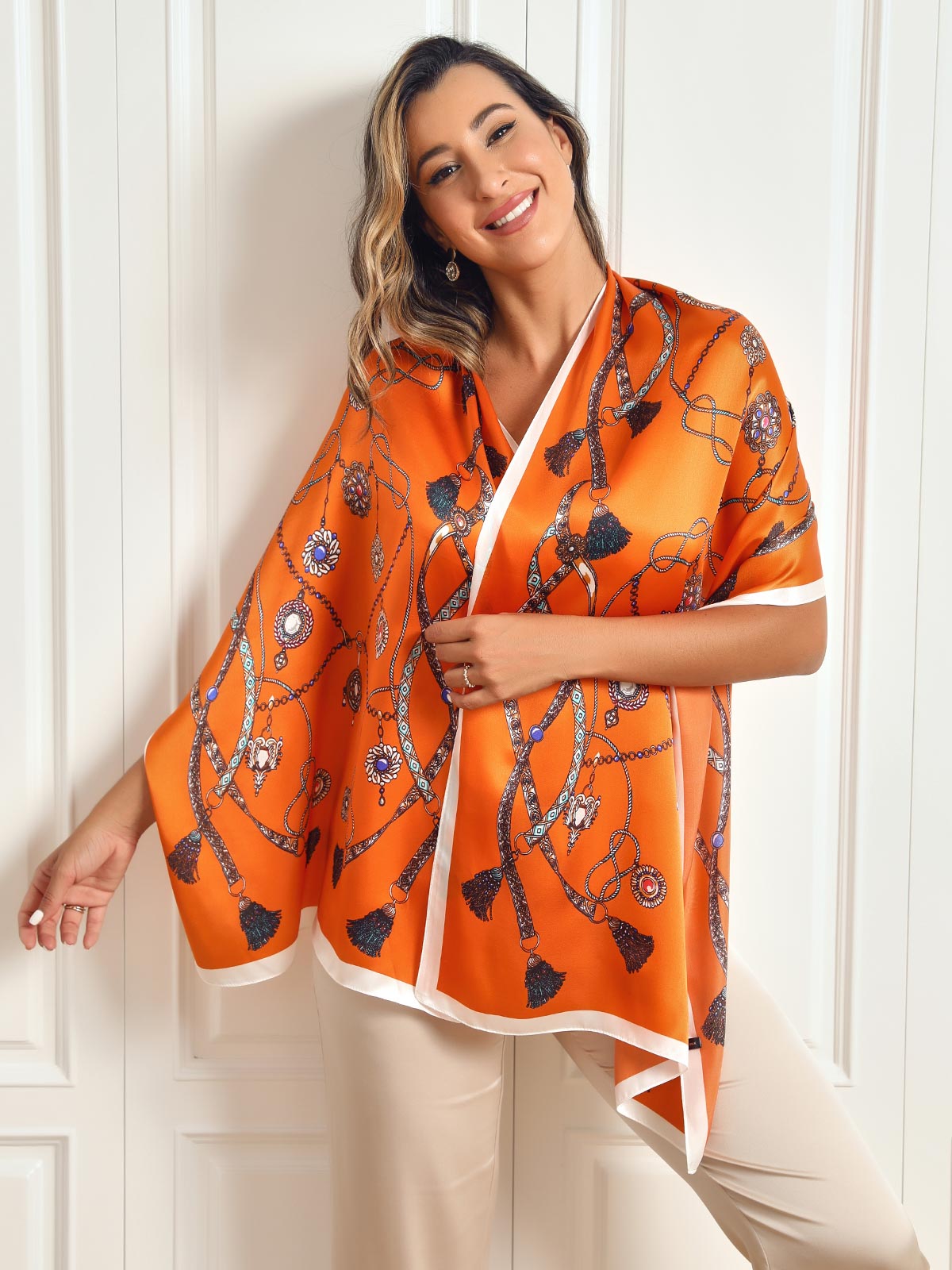 Pañuelo Mantoncillo Rectangular Estampado 100% Seda Morera 170x53cm