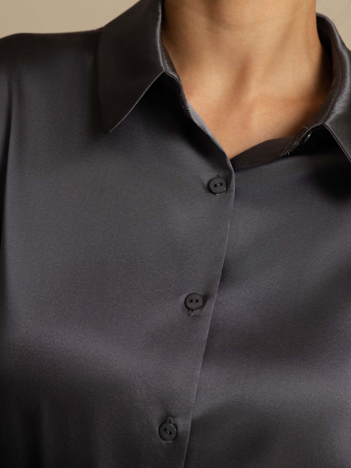 19Momme Seda Básica Cuello Militar Camisa