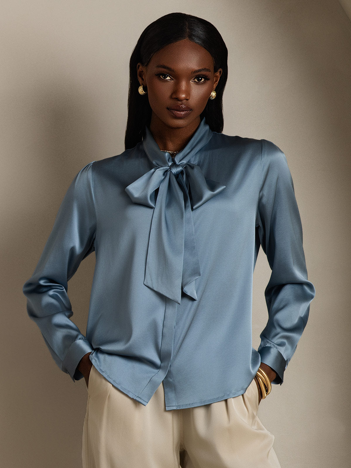 19 Momme Camisa Elegante de Seda con Cuello Lazo y Manga Larga