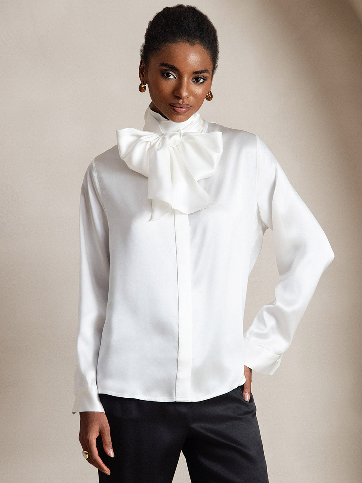 19 Momme Seda Cuello atado Camisa