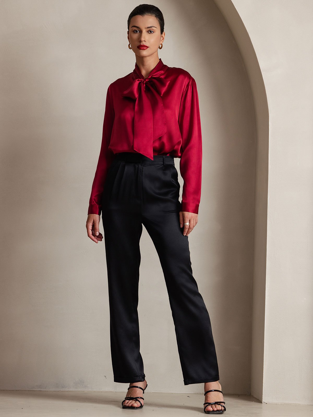 19 Momme Camisa Elegante de Seda con Cuello Lazo y Manga Larga