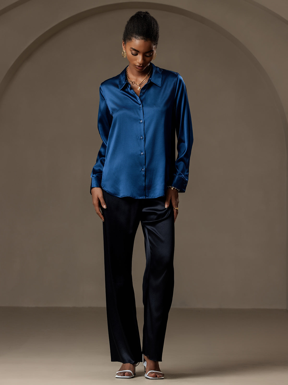 19Momme Aurora Cruz Seda con Cuello Básica  Camisa