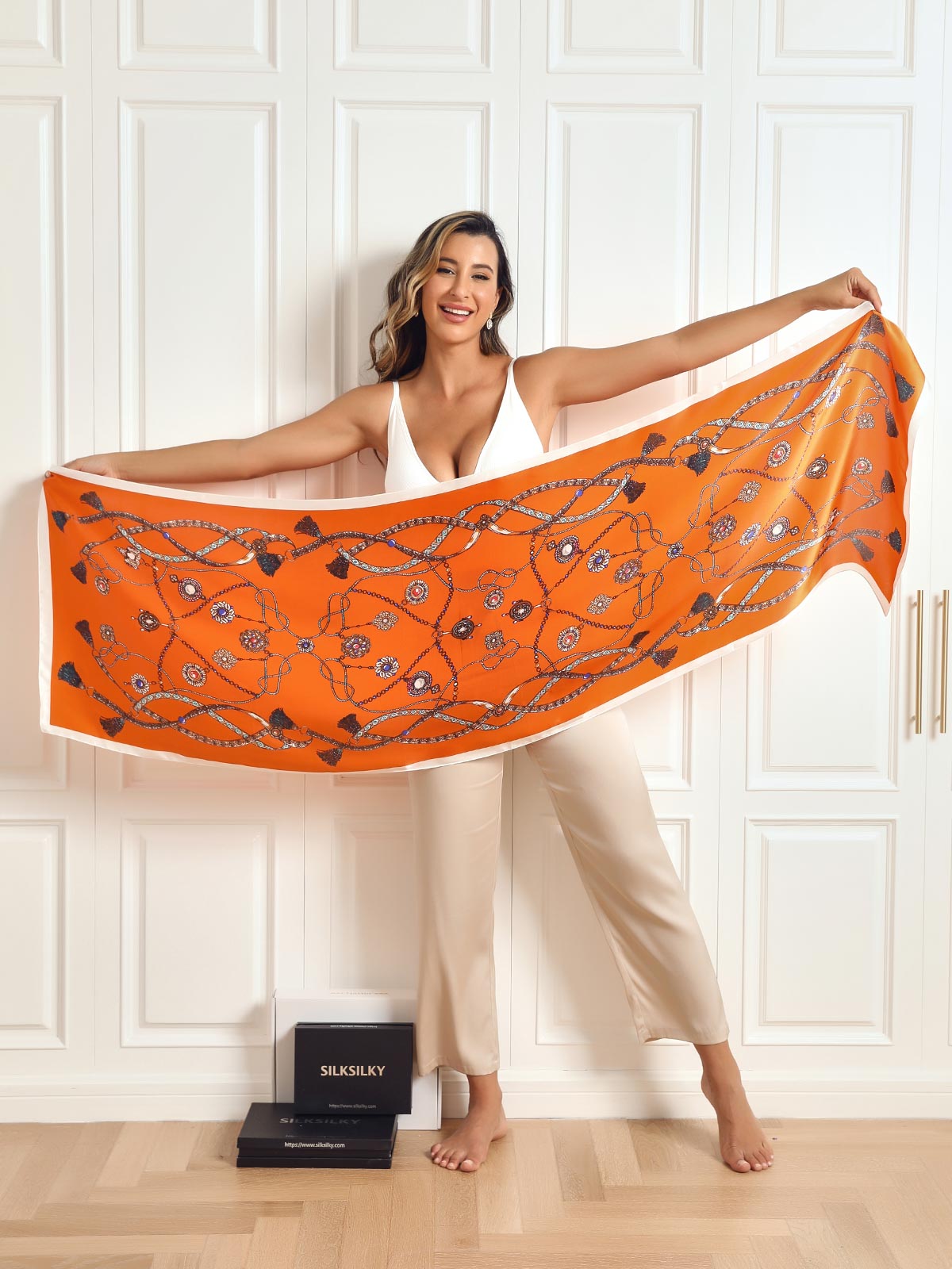 Pañuelo Mantoncillo Rectangular Estampado 100% Seda Morera 170x53cm