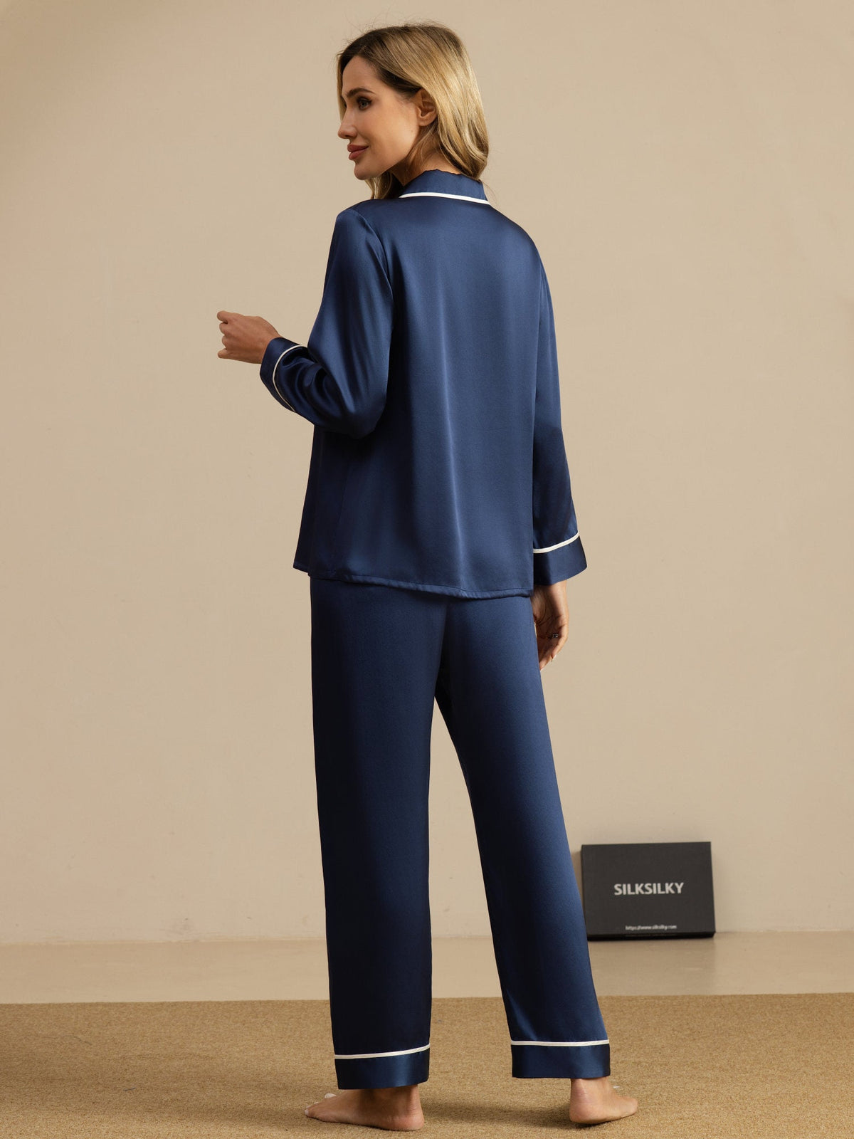 Conjunto de Pijama Clásico de Seda de Morera 100%