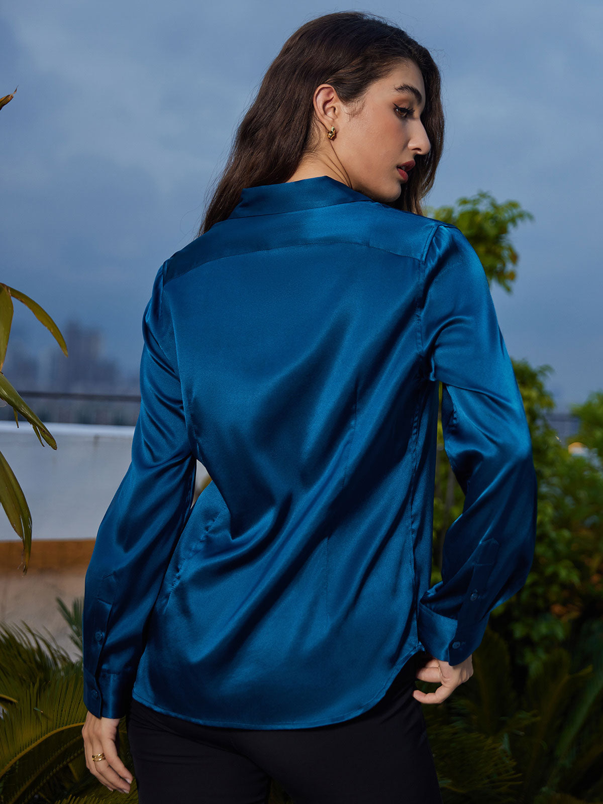 Camisa básica de seda