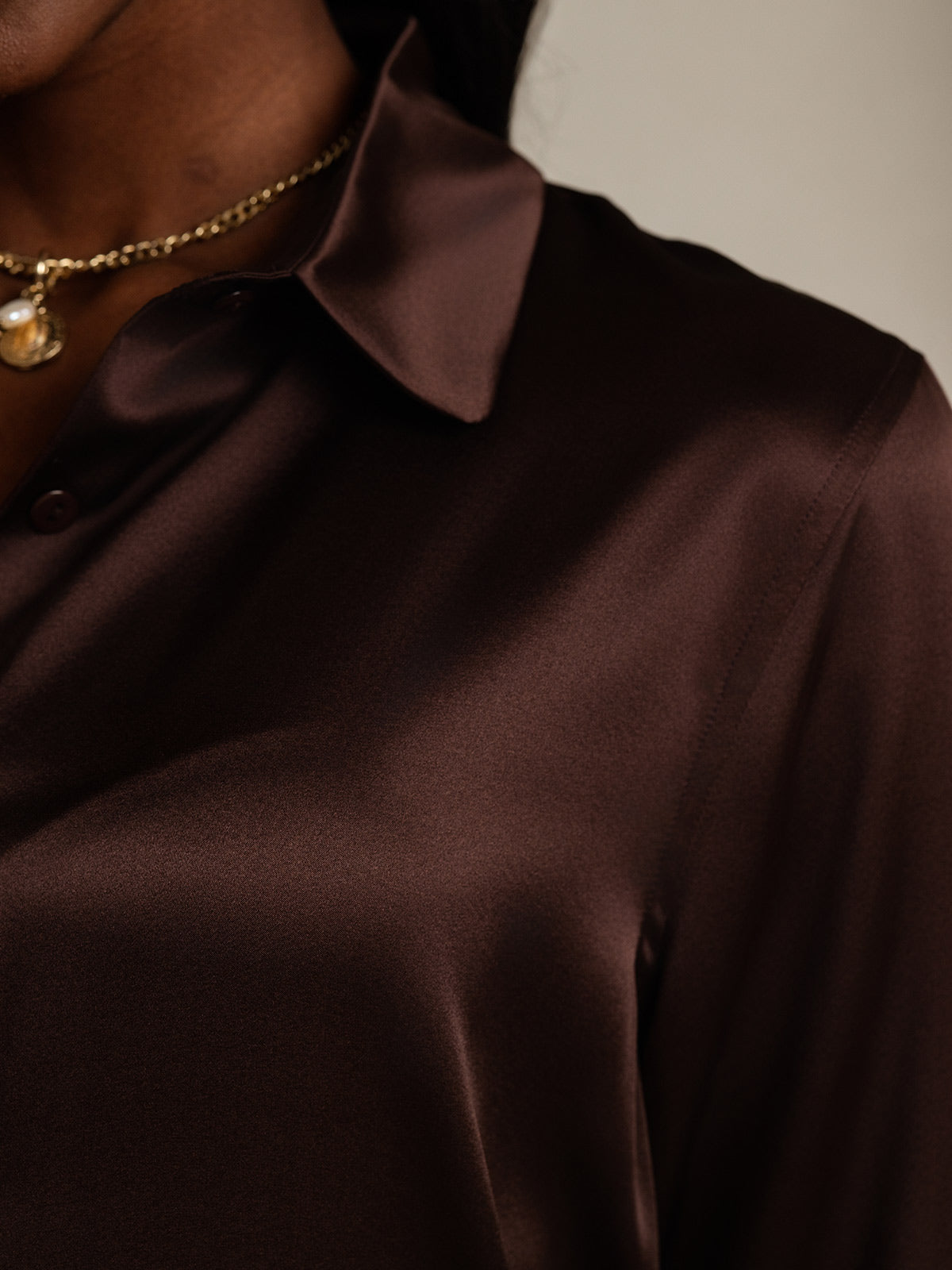 19Momme Aurora Cruz Seda con Cuello Básica  Camisa