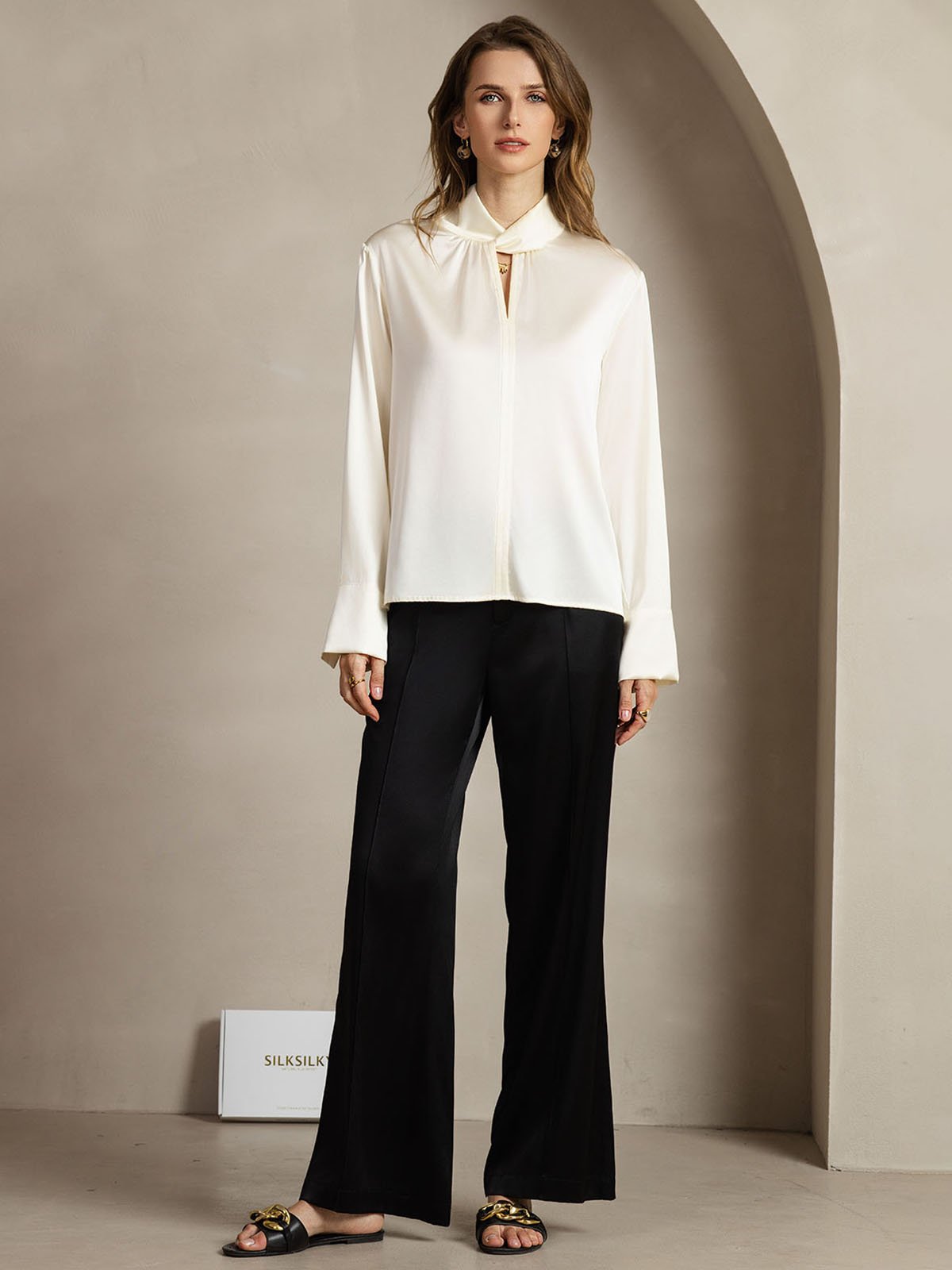 Blusa De Seda 19 Momme Con Escote De Lágrima Y Botones Tipo Perla