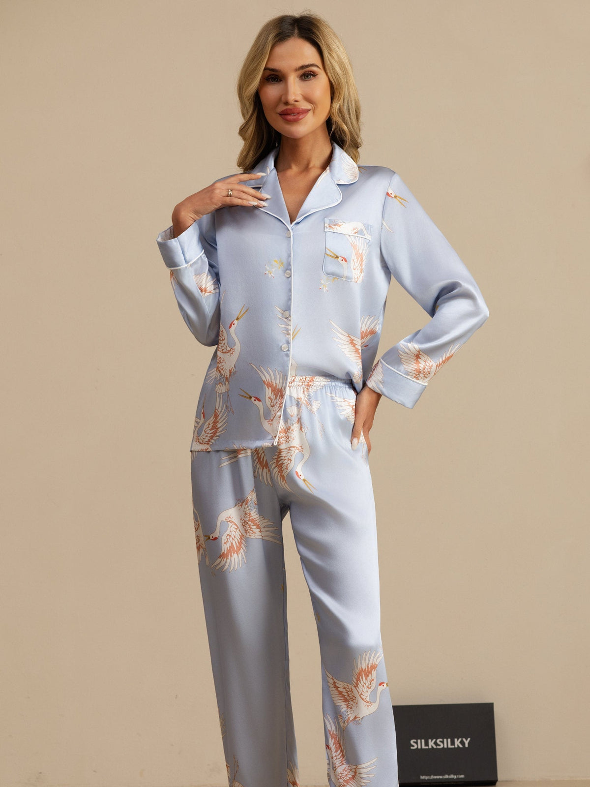 Pijama De Mujer De Seda Pura 19Momme Con Estampado De Grulla Y Cuello Con Solapa De Manga Larga