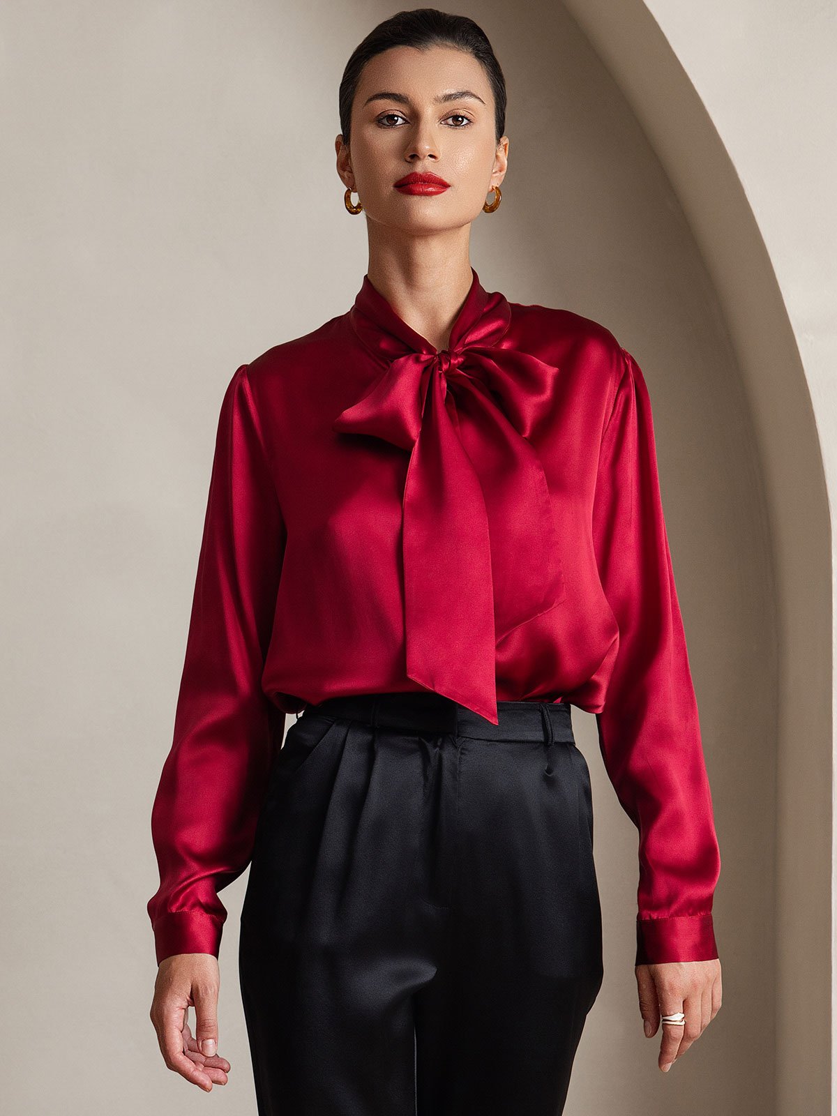 19 Momme Camisa Elegante de Seda con Cuello Lazo y Manga Larga