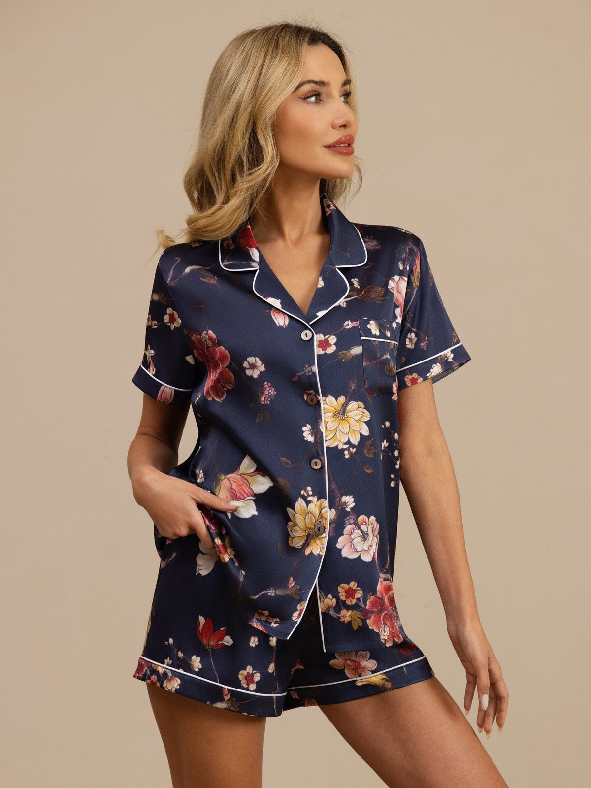 Conjunto De Pijama Mujer De Seda 19 Momme Azul Marino Con Estampado Floral Manga Corta Cuello Con Solapa Con Botones