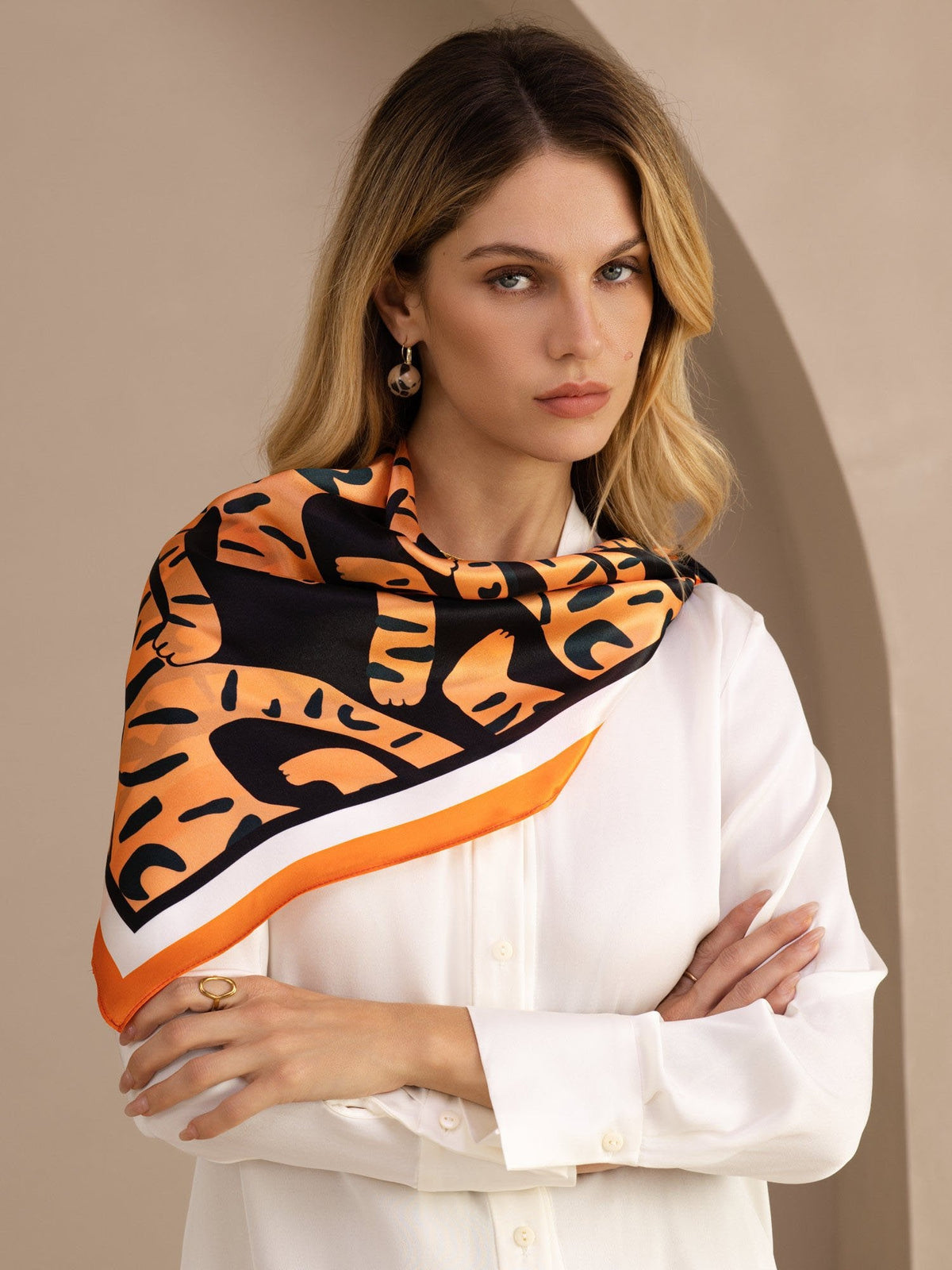 100 Porciento Bufanda De Seda De Morera Con Diseño De Tigre Tamaño 90x90cm