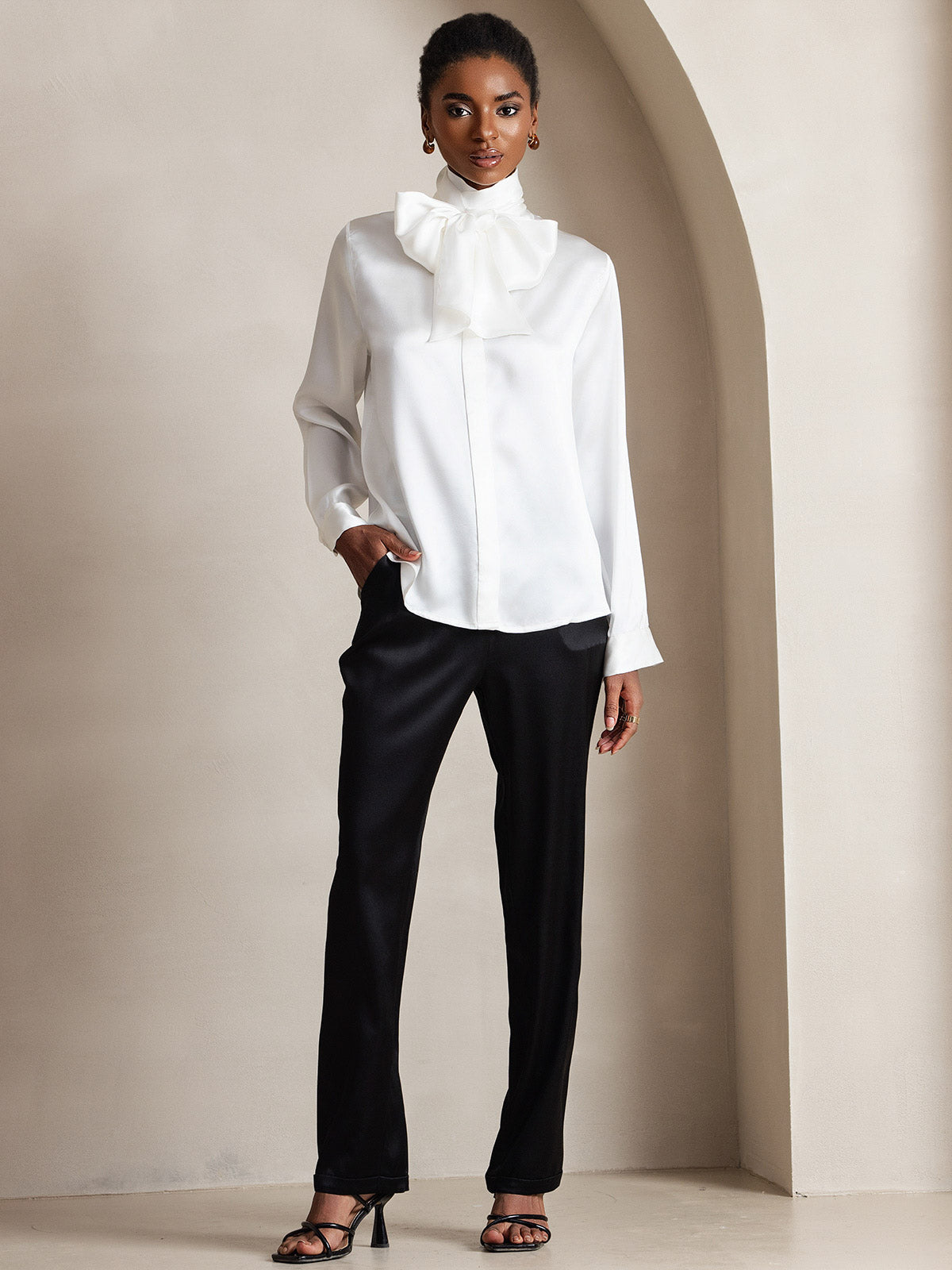 19 Momme Seda Cuello atado Camisa