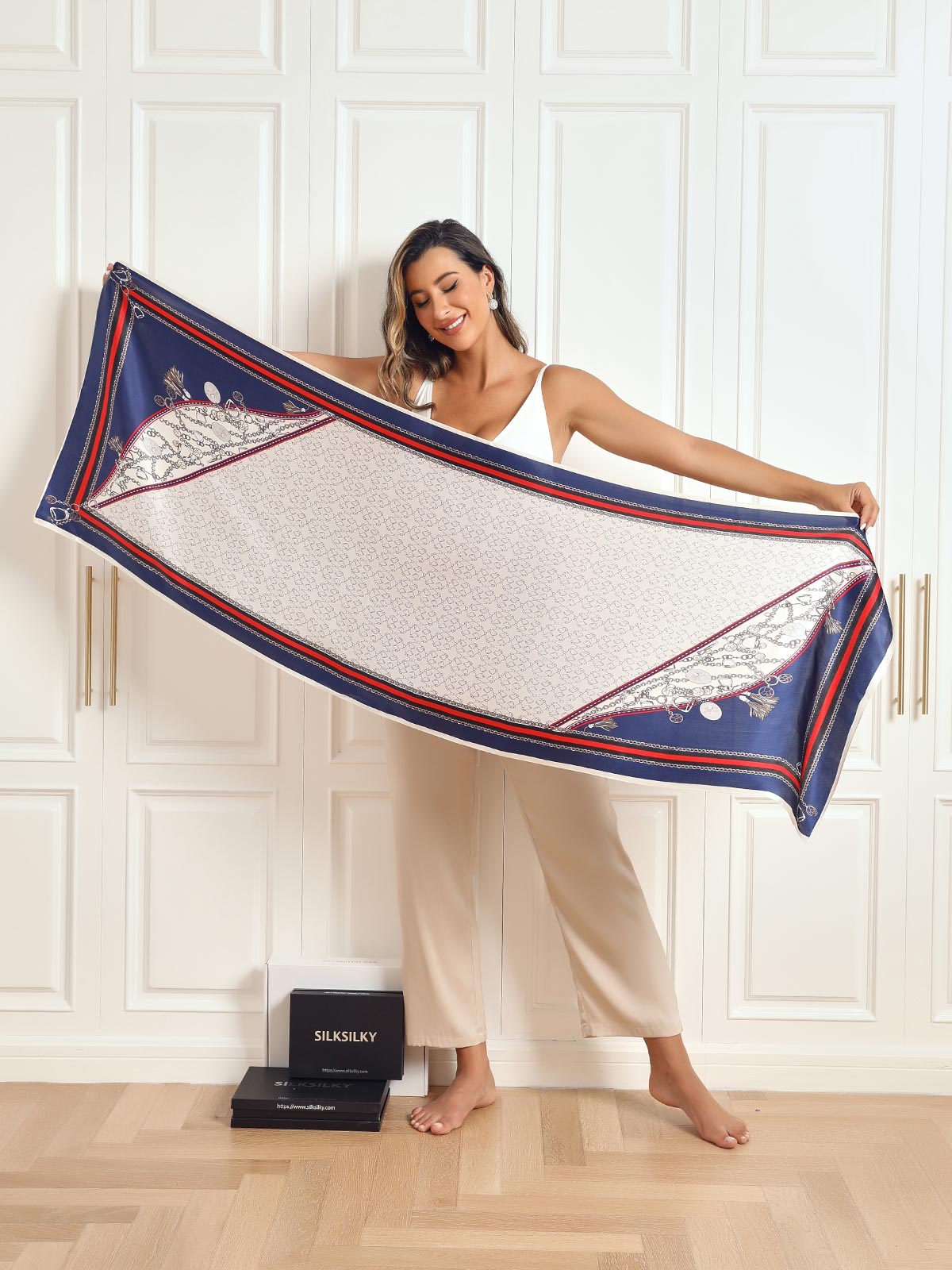 Pañuelo Mantoncillo Rectangular Estampado 100% Seda Morera 170x53cm