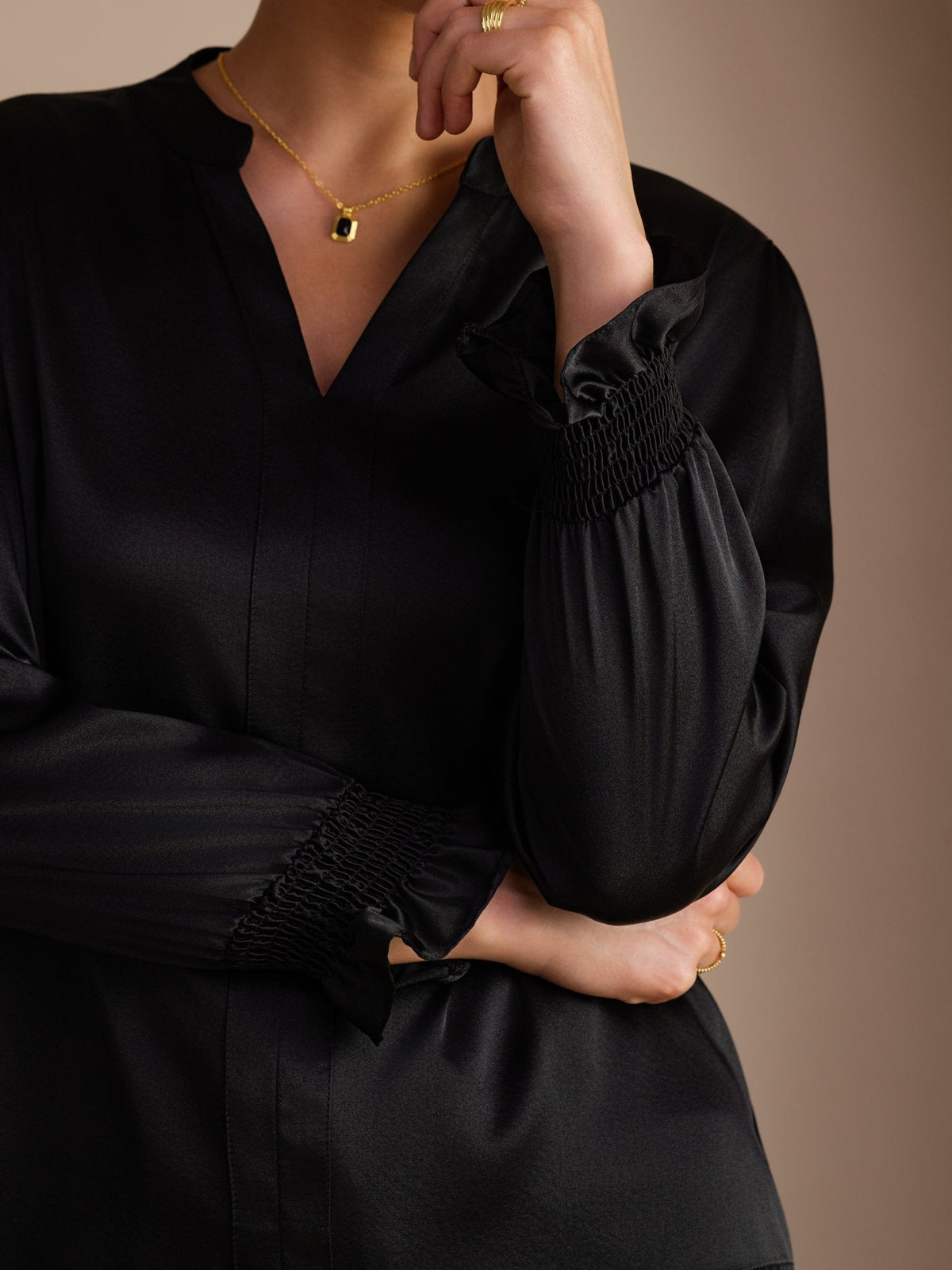 Blusa De Seda Mujer 19 Momme Con Escote Abierto Y Manga Larga