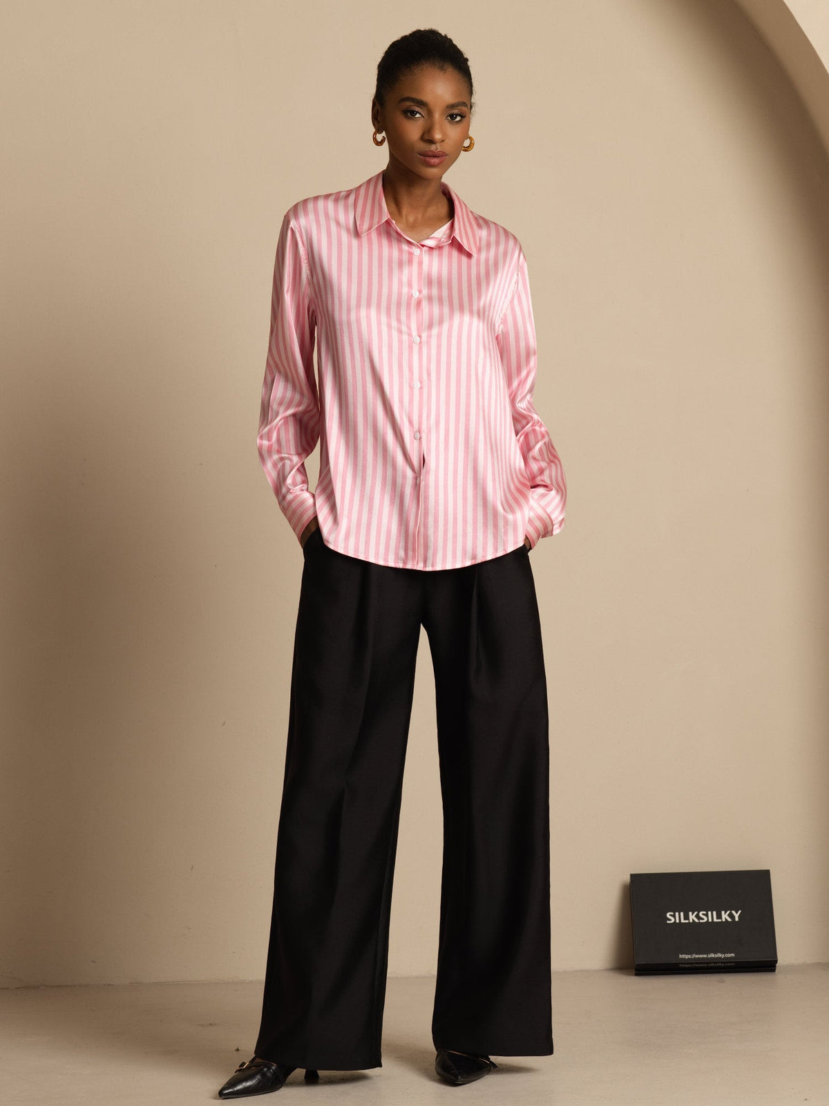 Camisa De Mujer De Seda 19 Momme Con Estampado De Rayas Y Cuello De Solapa