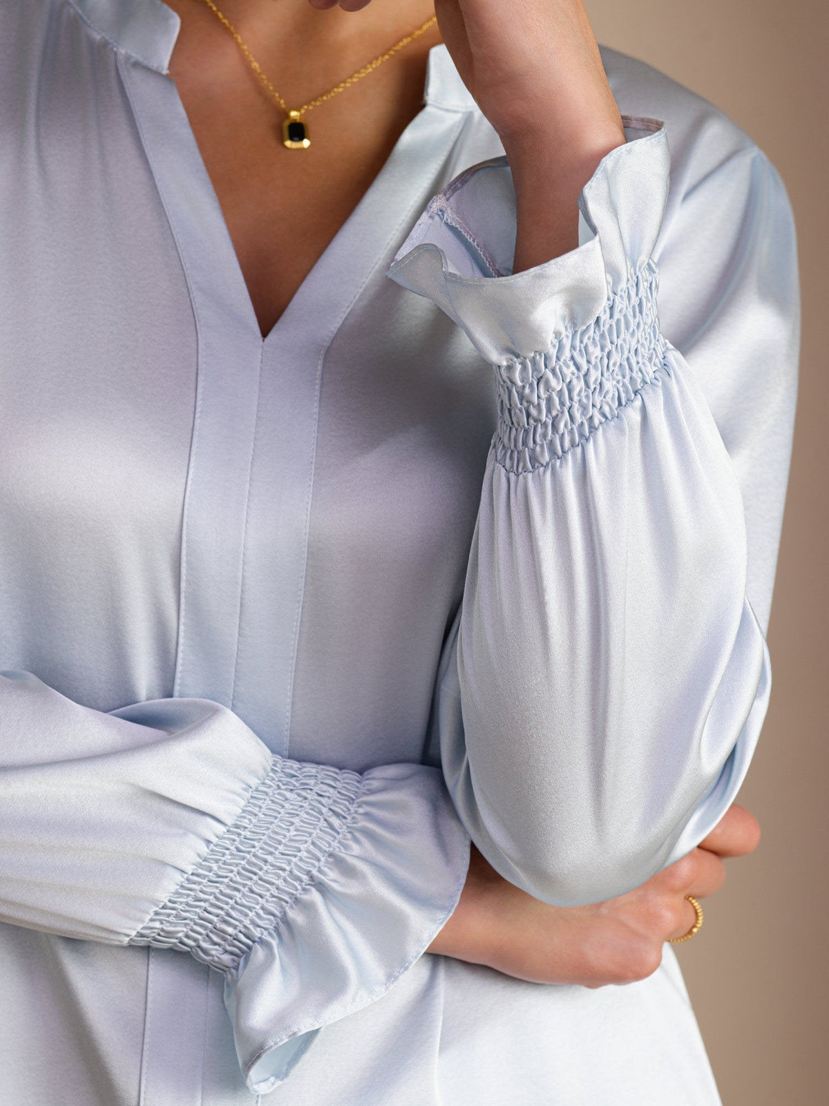 Blusa De Seda Mujer 19 Momme Con Escote Abierto Y Manga Larga