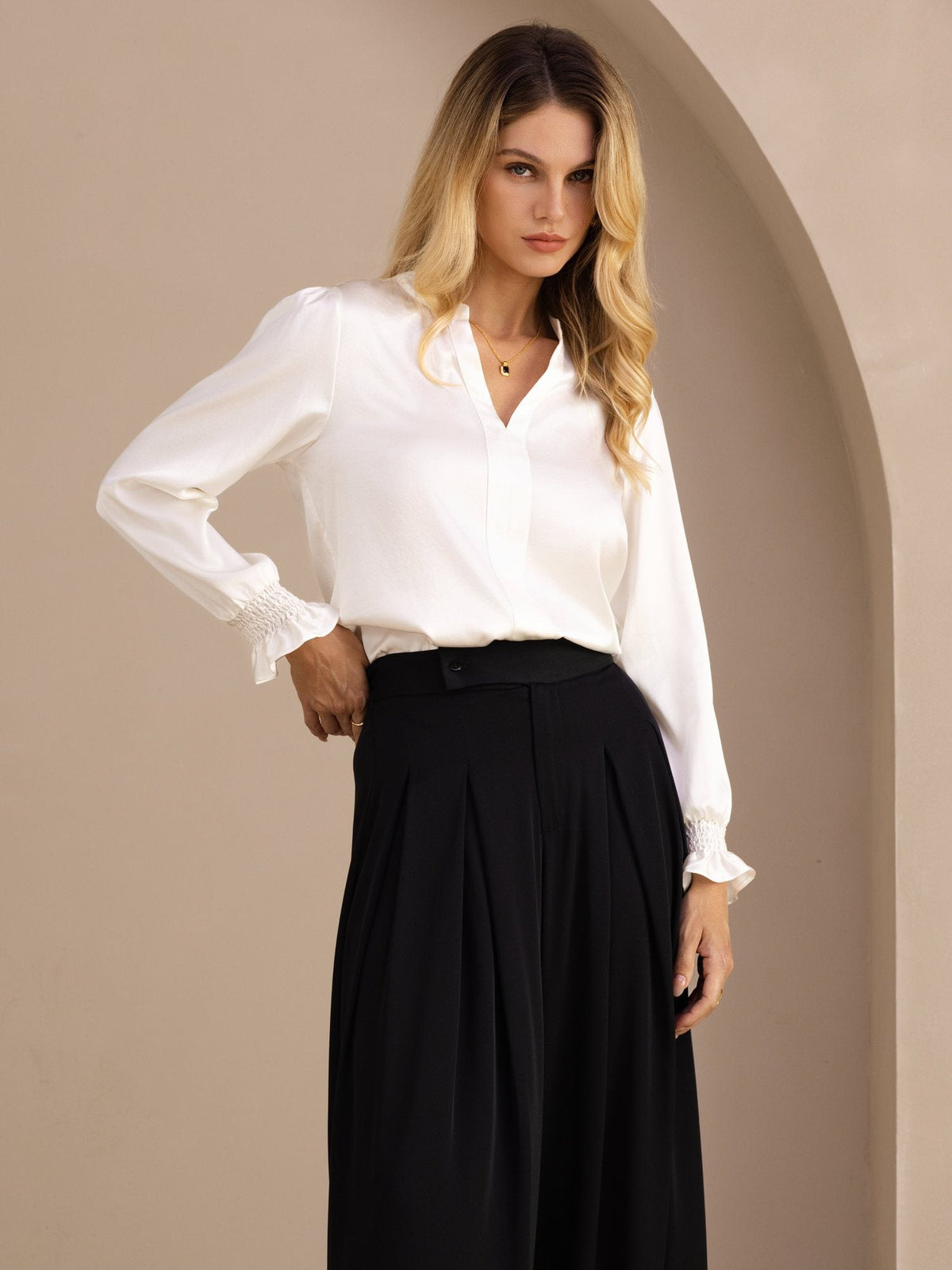Blusa De Seda Mujer 19 Momme Con Escote Abierto Y Manga Larga