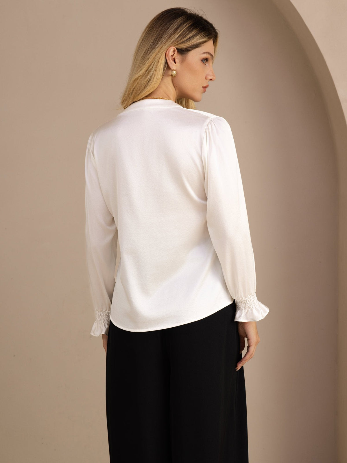 Blusa De Seda Mujer 19 Momme Con Escote Abierto Y Manga Larga