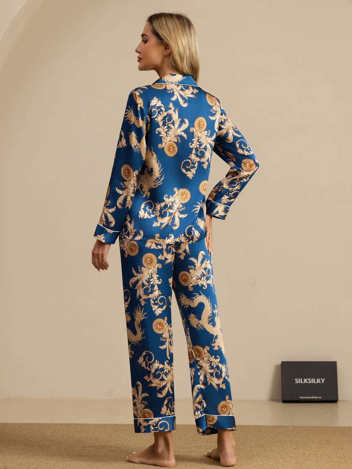 Pijama Mujer Seda Pura Manga Larga Cuello Notch Con Pantalón Estampado Dragón