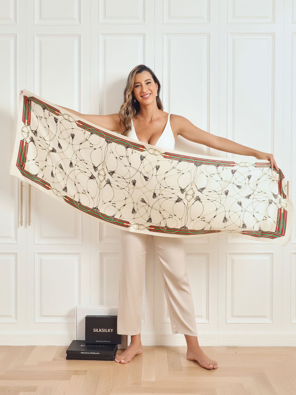 Pañuelo Mantoncillo Rectangular Estampado 100% Seda Morera 170x53cm