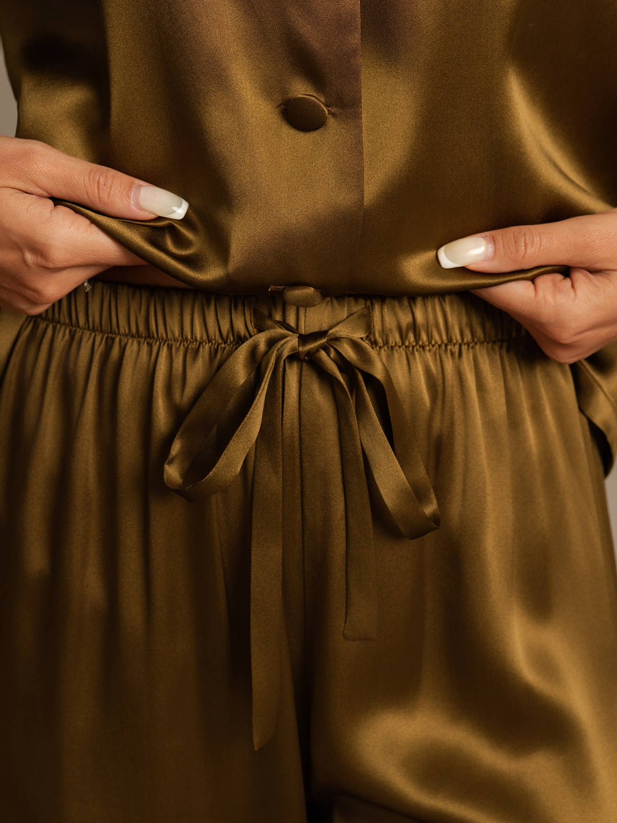 Seda Pura Button Up Pijamas de mujer