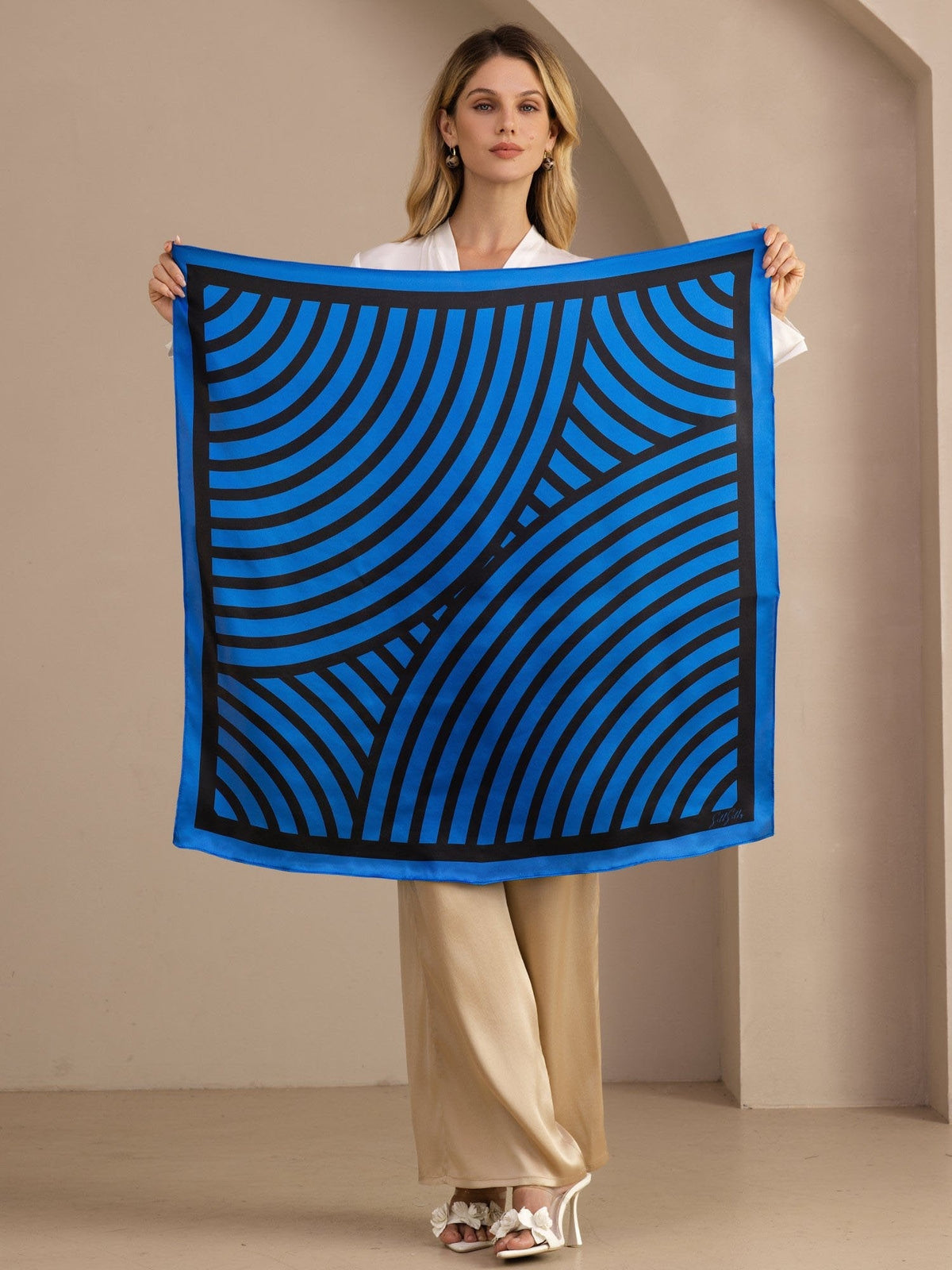 100% Seda De Morado Pañuelo Estampado Geometría Semicircular Tamaño 90x90cm