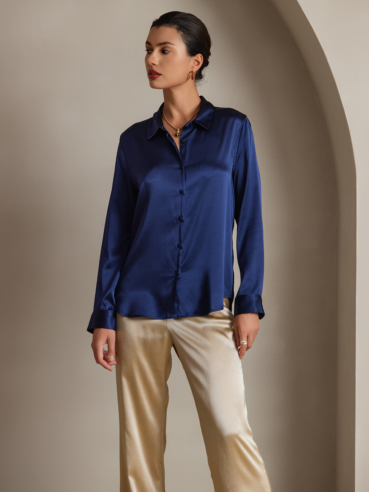19Momme Aurora Cruz Seda con Cuello Básica  Camisa