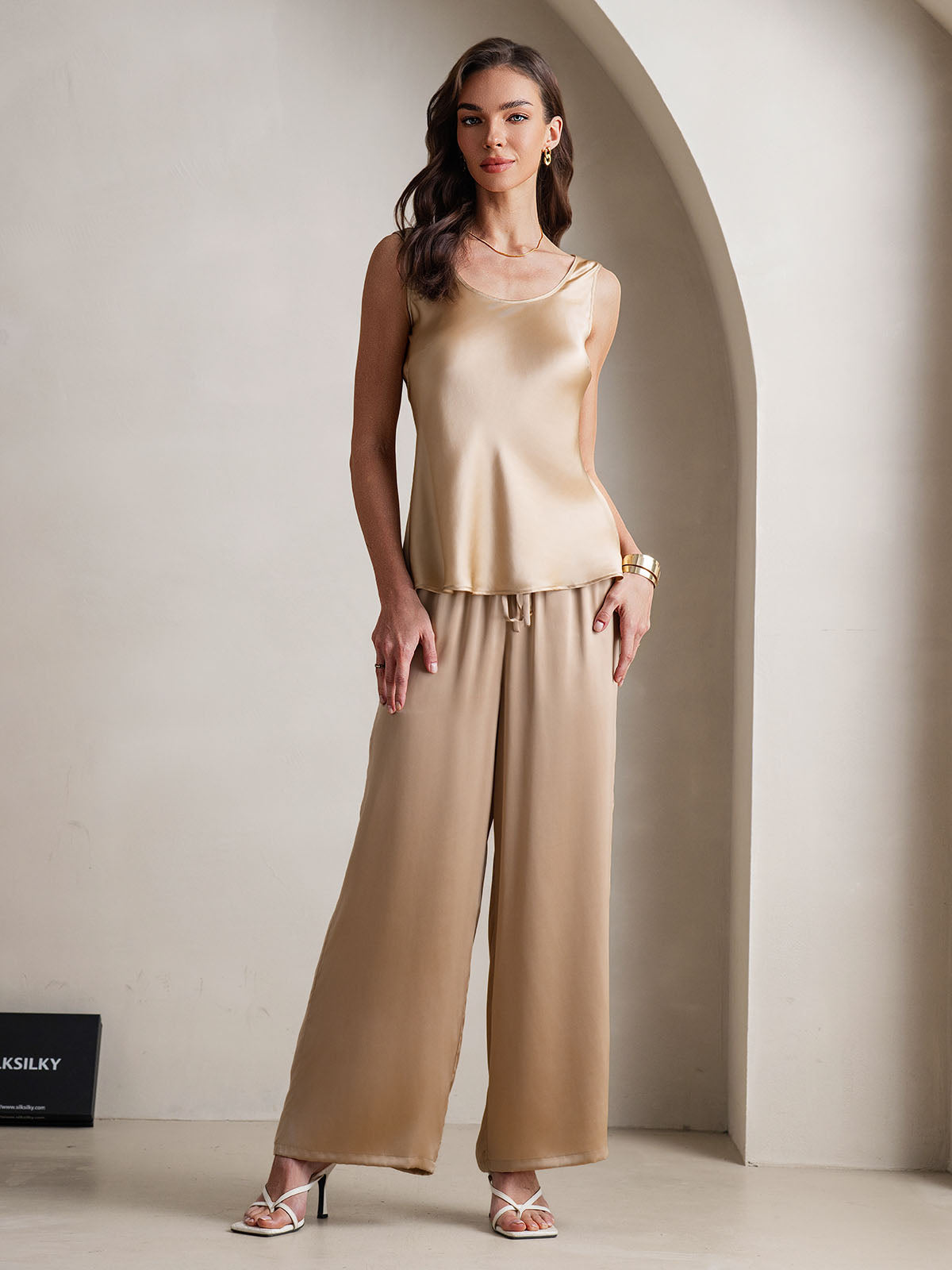 Conjunto de pijama de seda pura con camisola