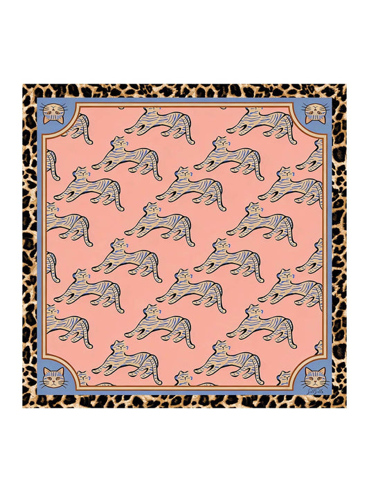 Pañuelo De Seda De Morera 100 Por Ciento Con Estampado De Gato Tamaño 90 x 90 cm
