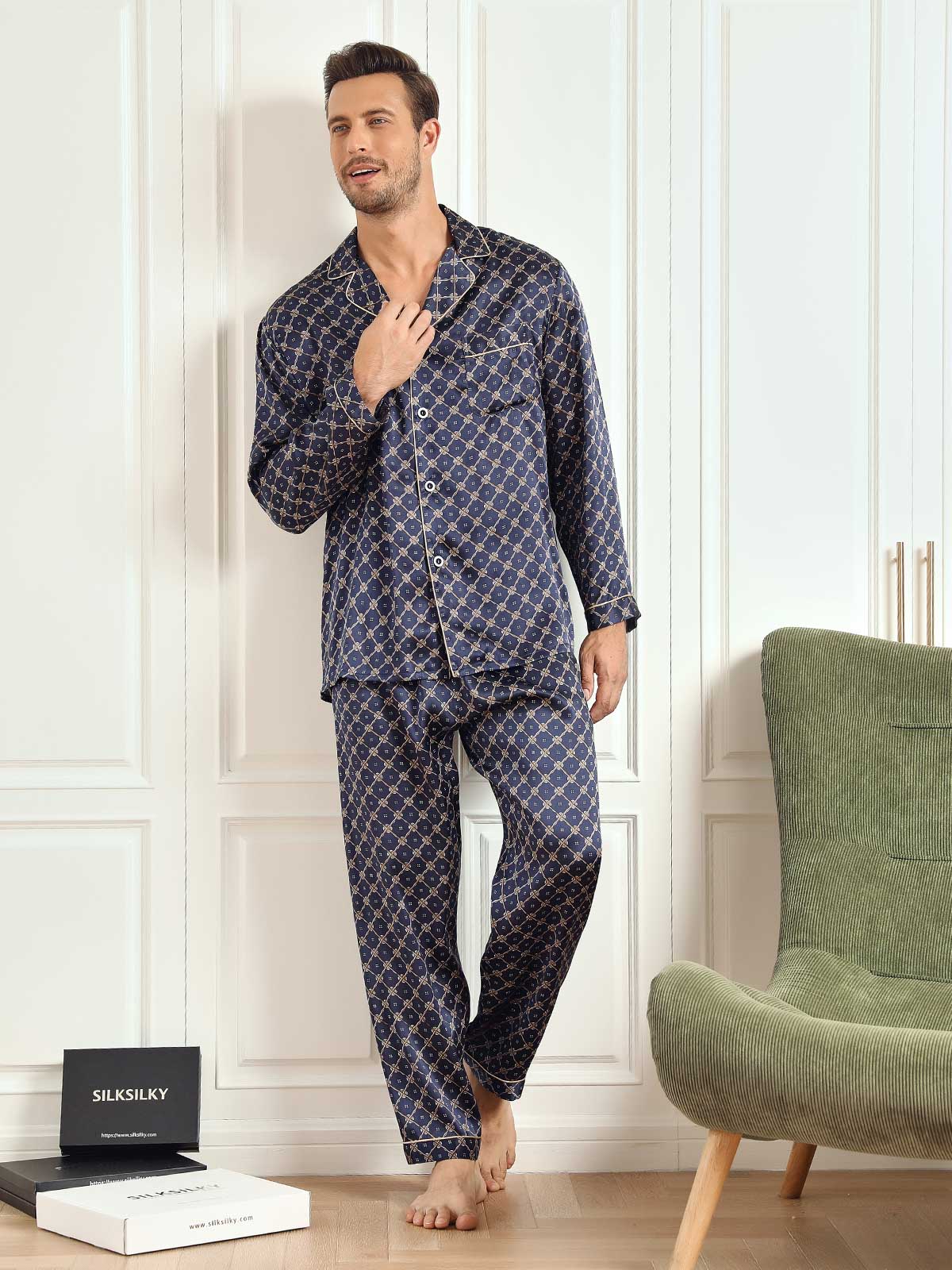Conjunto De Pijama De Hombre De Seda Pura Con Estampado De Cadena Azul Marino Manga Larga Con Pantalón